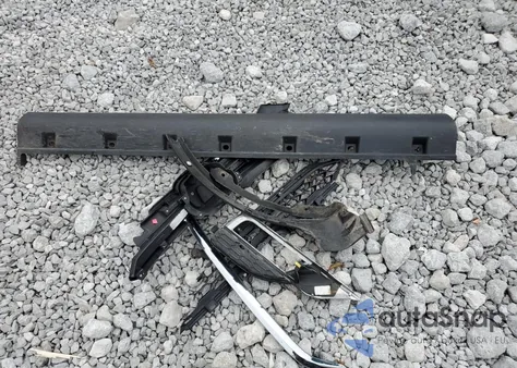 2010 Suzuki Sx4 z USA, uszkodzony, nr VIN JS2YB5A37A6301923